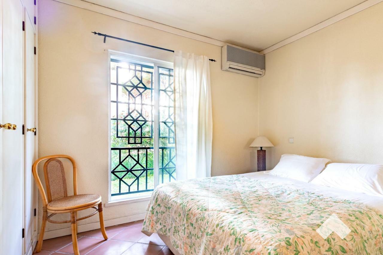 كوارتيرا Spacious Villa In Jardim Do Golfe • Pool المظهر الخارجي الصورة